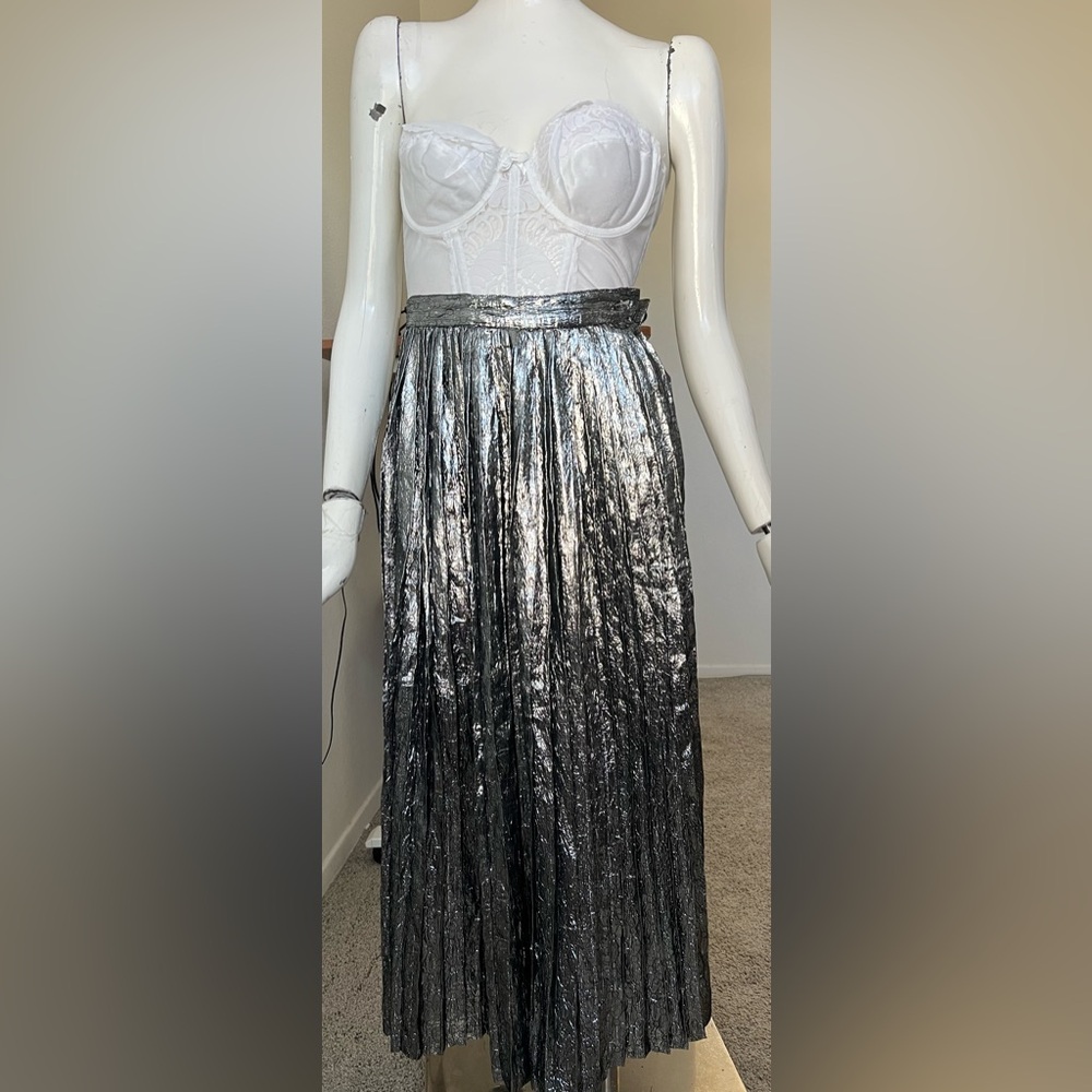 Vintage Francesca Sterlacci SILVER Pleaded Skirt Womens P-BEAUTIFUL!
